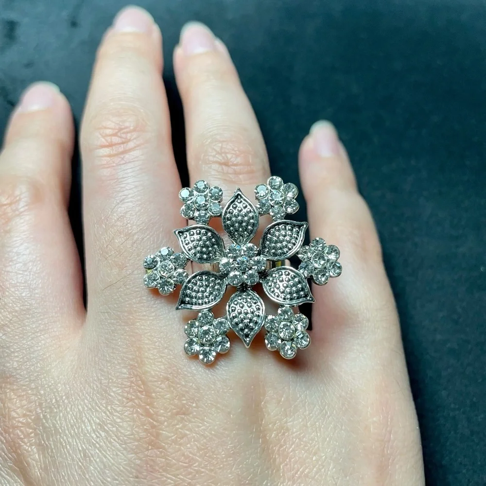 Flower cluster Statement Ring